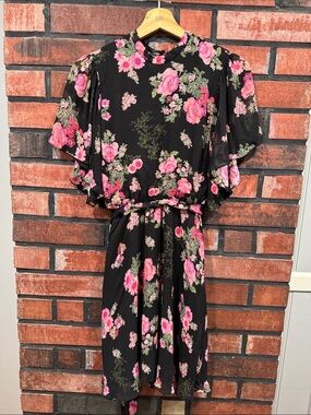 Zara Floral Black & Pink Flutter-Sleeve Dress